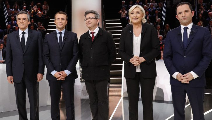 Перед первым туром президентских выборов, Франция проводит день тишины