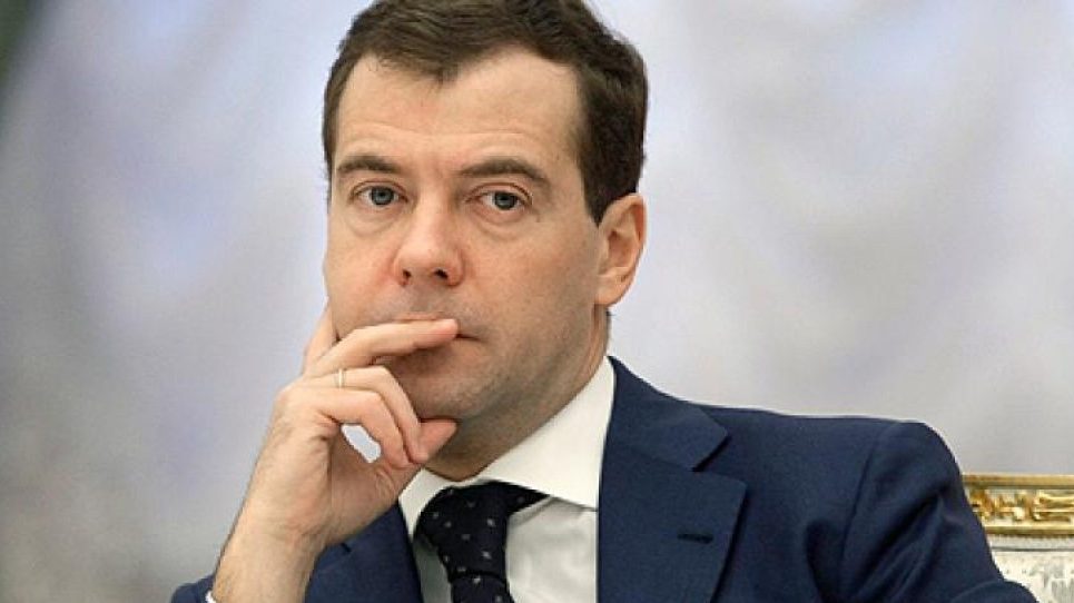 Медведев выразил благодарность премьеру Турции