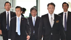 Япония останется без правительства?
