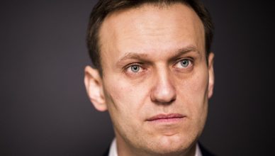 Навальном
