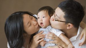 В Китае разрешили рожать третьего ребенка