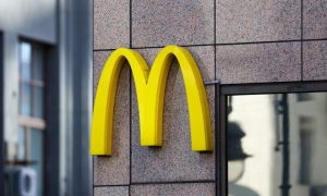В России рестораны McDonald's заработают под новым брендом