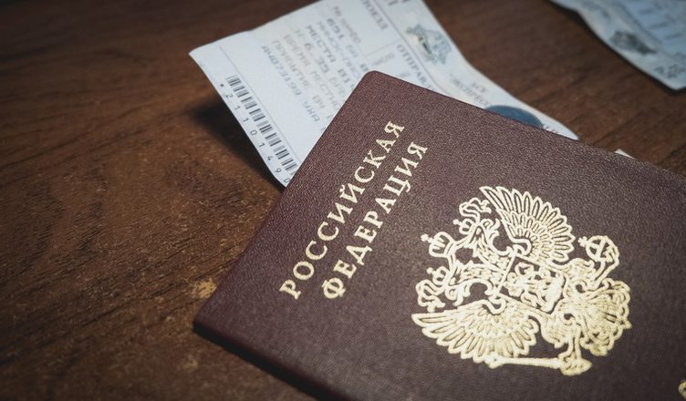 Будут ли россиянам выдавать шенгенские визы?