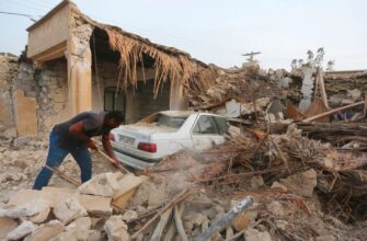 При землетрясении в Иране пострадало около 1000 человек