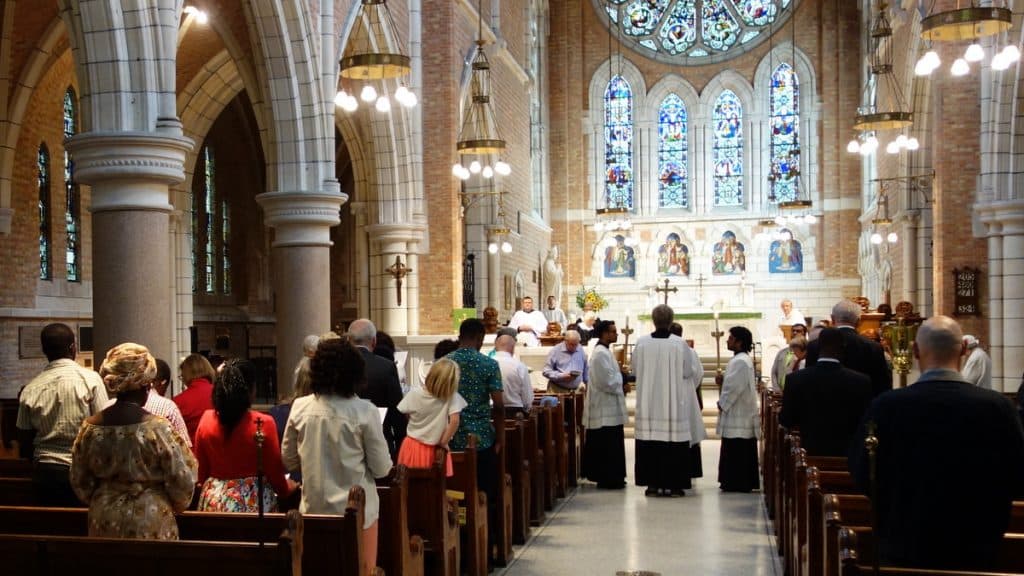 Англиканская церковь хочет установить гендерно-нейтральное наименование Бога