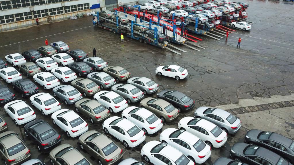 В Китае скопилось на складах 3 миллиона нераспроданных авто