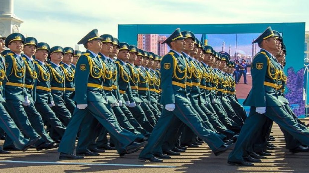 Казахстан парад на День Победы