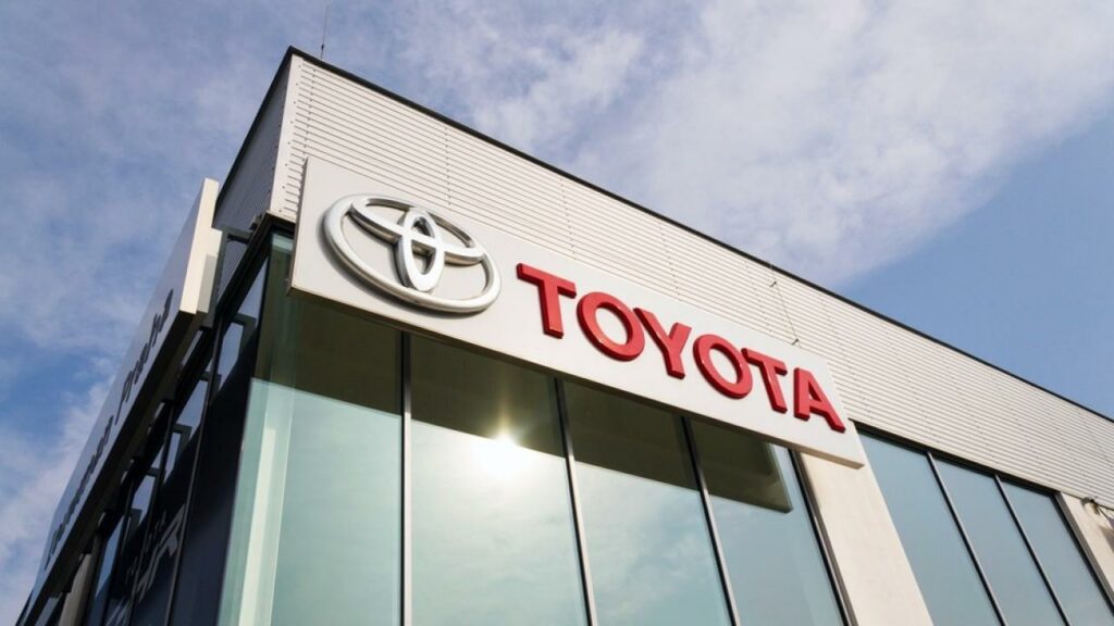 Завод Toyota в России перешёл во владение государства