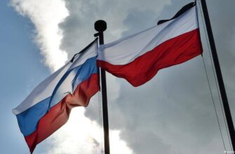флаги Польши и России
